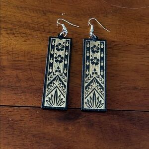 Elegant Black and Gold Earrings